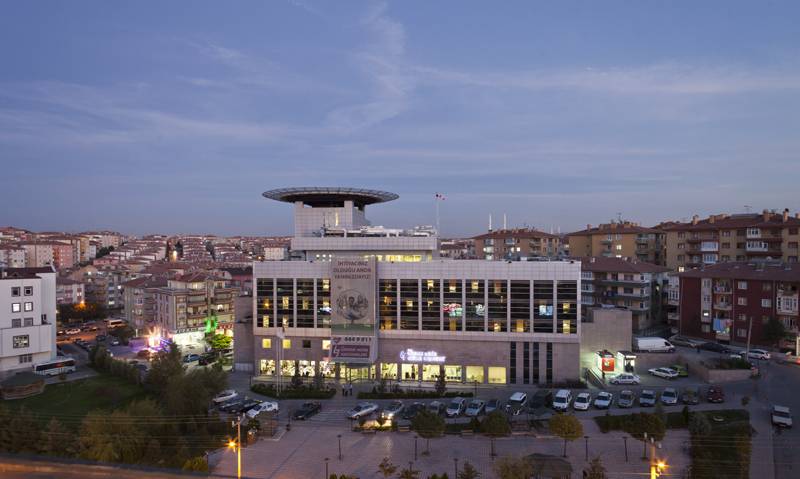 جامعة لقمان الحكيم