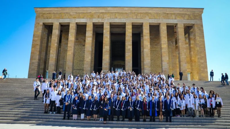 جامعة انقرة ميديبول